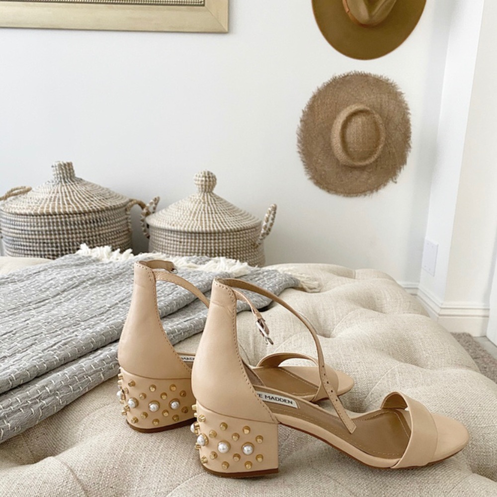 Brand New Pearl and Gold Steve Madden Sandal